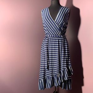 Reborn J NWOT Navy and White Dress